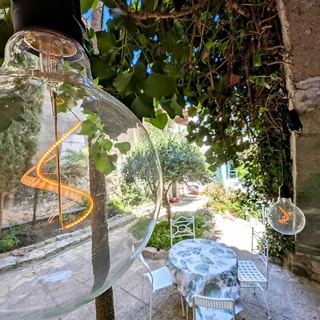 Hotel La Casa Luna, Paisibles Lunel (Herault)