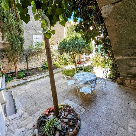 Hotel La Casa Luna, Paisibles 3*