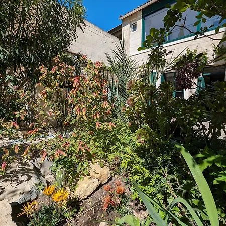 La Casa Luna, Paisibles Lunel (Herault)